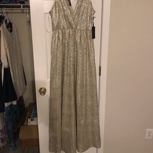 LuLus Gold Dress
